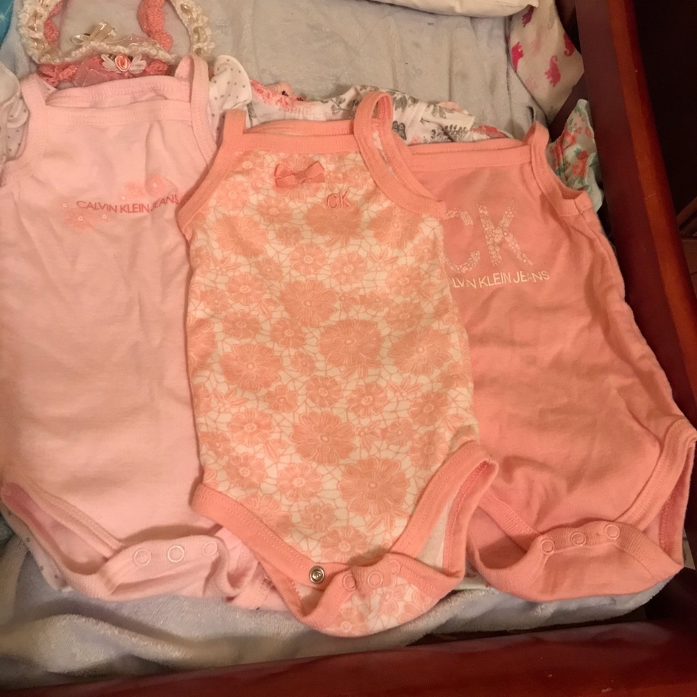 Bodysuit size 0-3